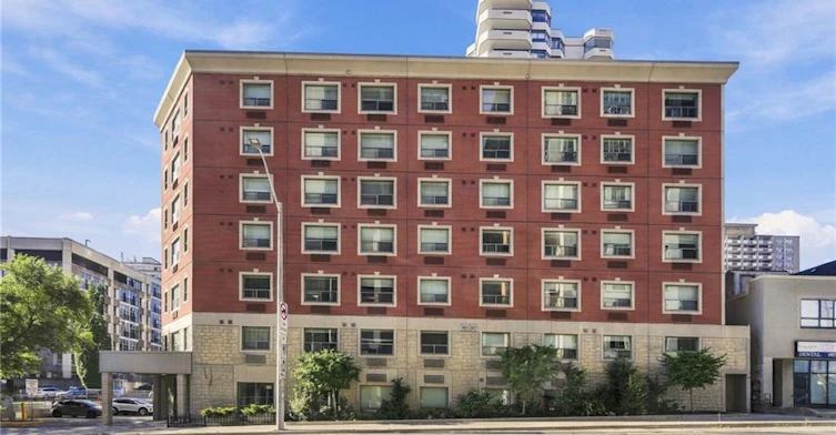 202-149 Main Street W, Hamilton, ON, L8P 1H9 - 2