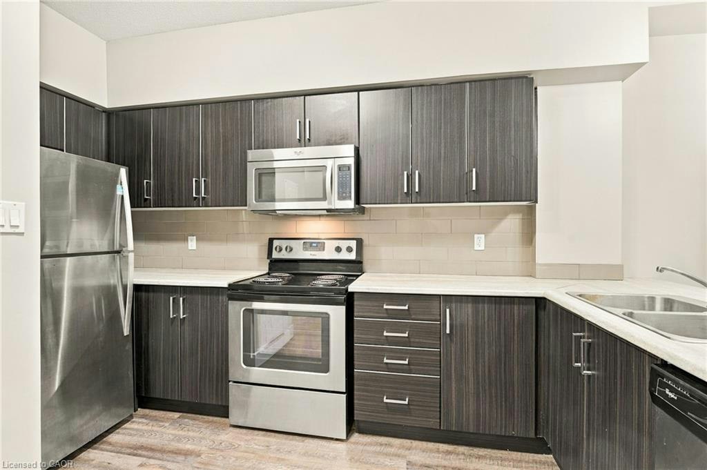 202-149 Main Street W, Hamilton, ON, L8P 1H9 - 9