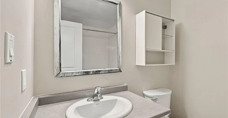 202-149 Main Street W, Hamilton, ON, L8P 1H9 - 19