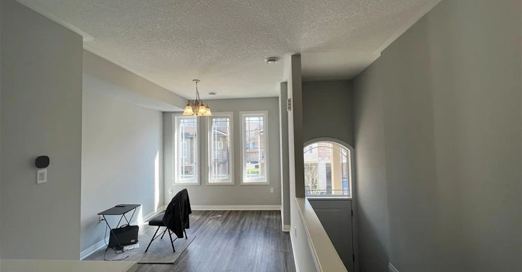 18 Aqua Lane, Hamilton, ON, L0R 1P0 - 18