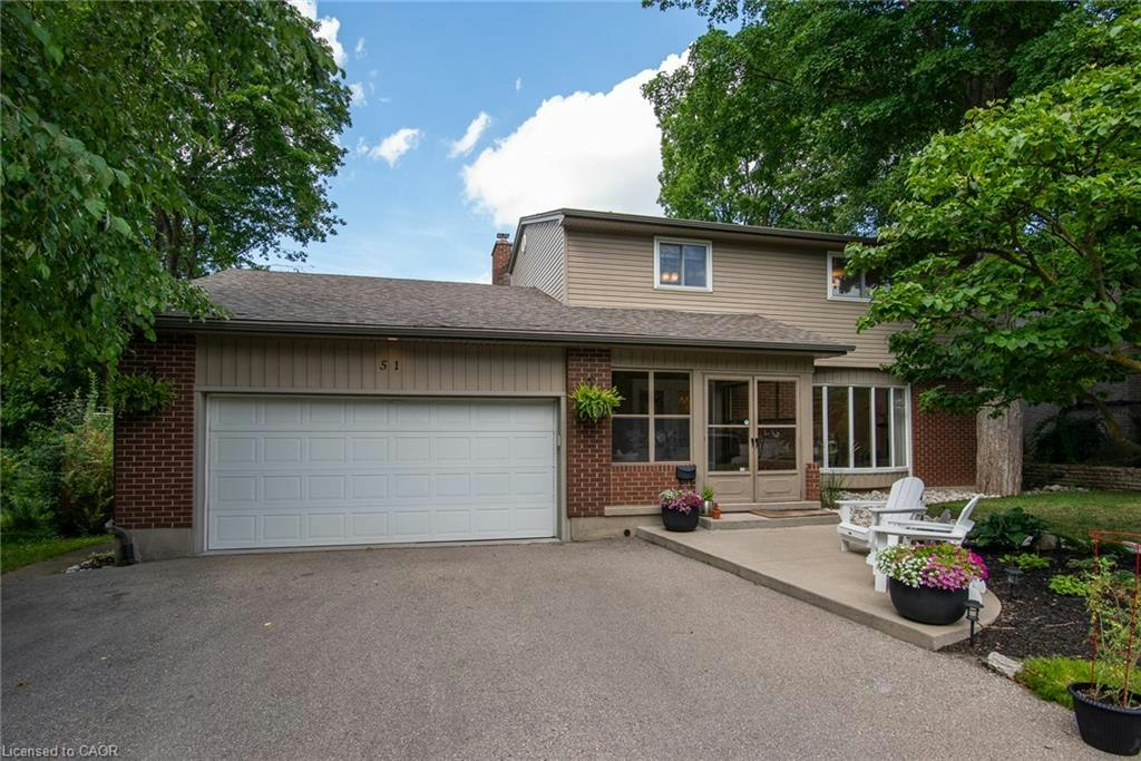 51 Murrayhill Court, Kitchener, ON, N2E 1N8