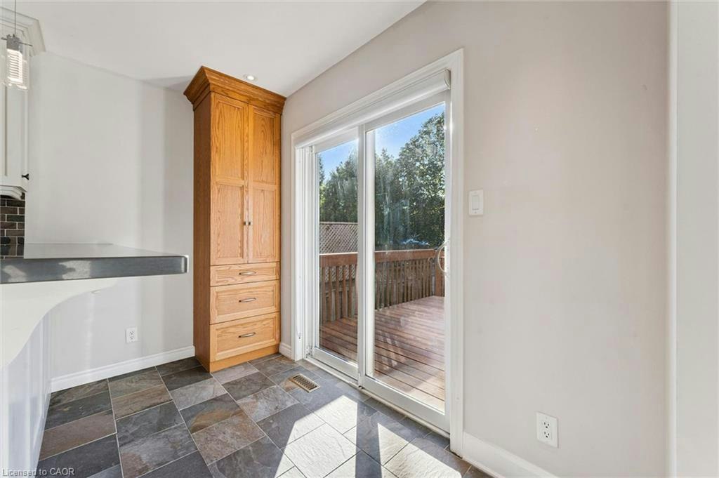 414 Havendale Crescent, Waterloo, ON, N2T 2T3 - 9