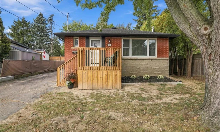 480 Rosseau Road