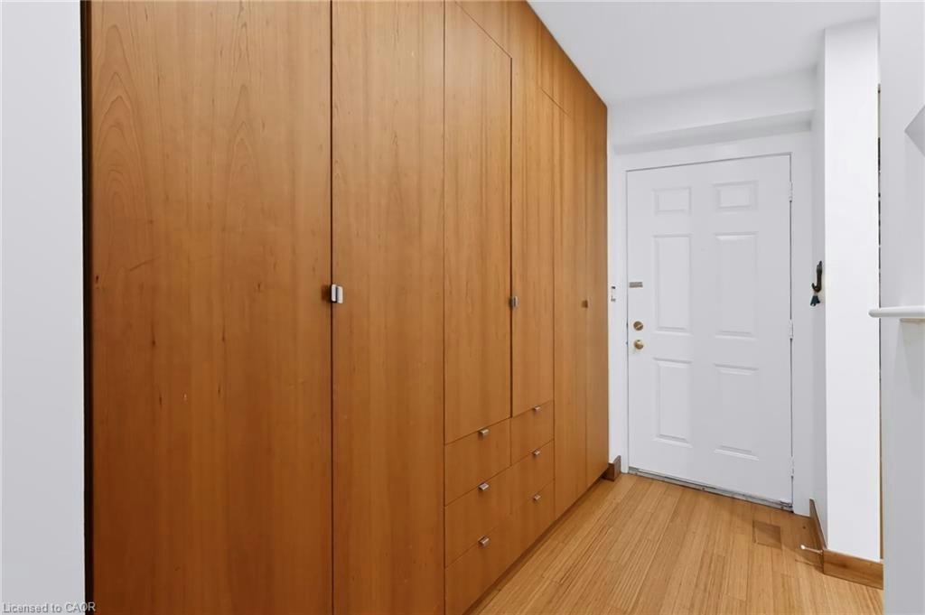 471 Blathwayte Lane, Burlington, ON, L7S 1Y4 - 7