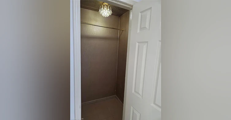 135 Logan Avenue, Toronto, ON, M4M 2M9 - 13