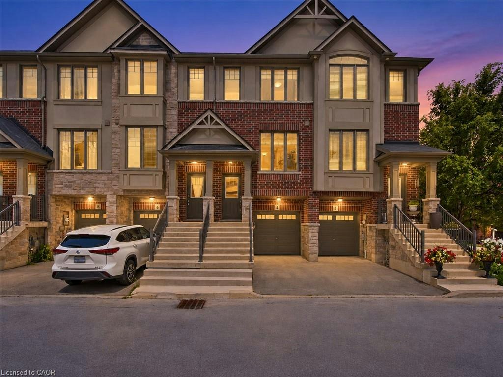 4 Could Lane, Hamilton, ON, L9G 0H2