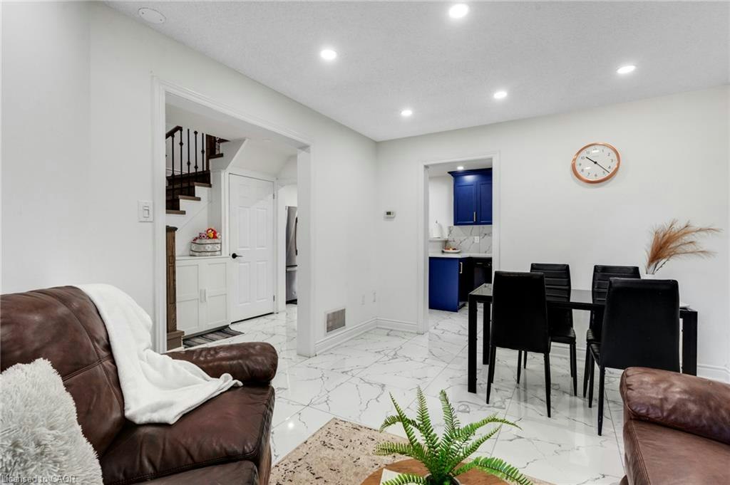 100 Anglerock Drive, Cambridge, ON, N1T 1L9 - 8