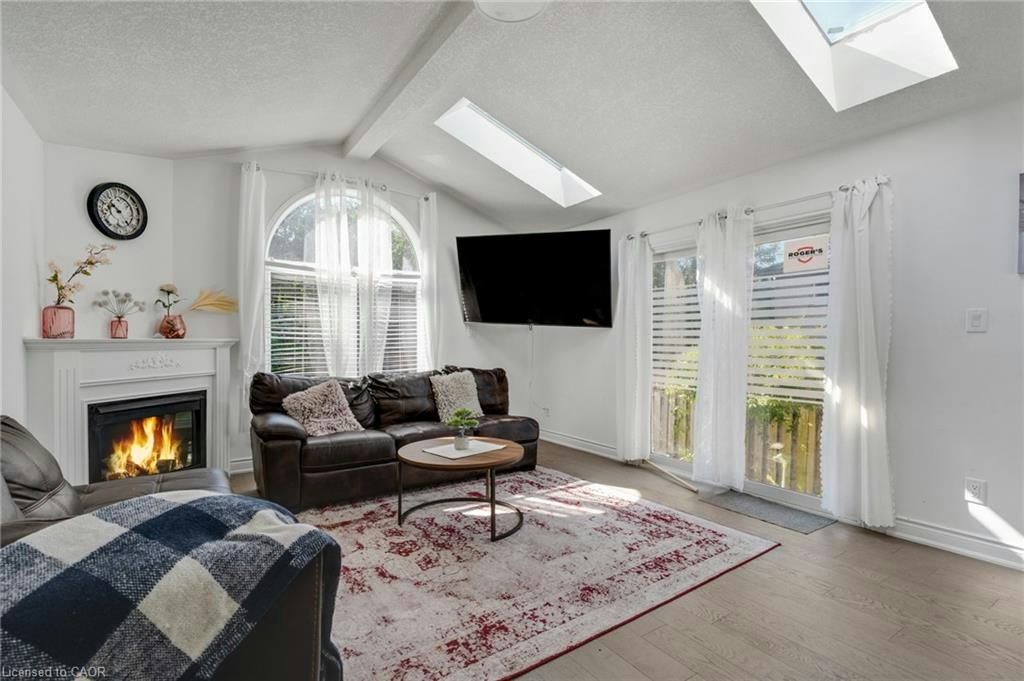 100 Anglerock Drive, Cambridge, ON, N1T 1L9 - 12