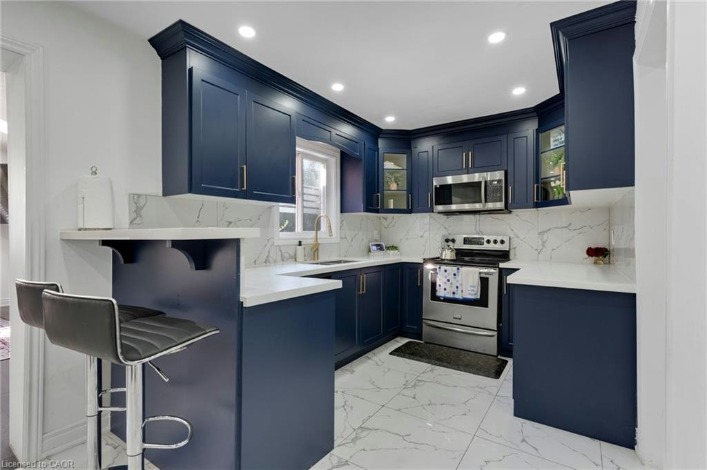 100 Anglerock Drive, Cambridge, ON, N1T 1L9 - 10