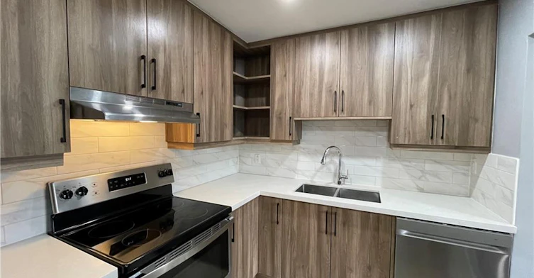 3-1797 Main Street W, Hamilton, ON, L8S 1H6