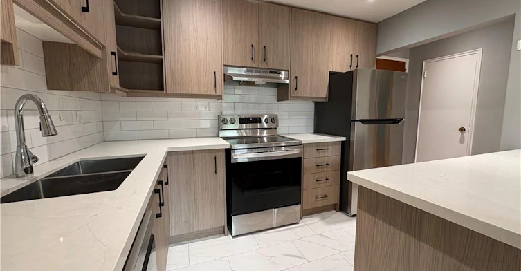 4-1797 Main Street W, Hamilton, ON, L8S 1H6