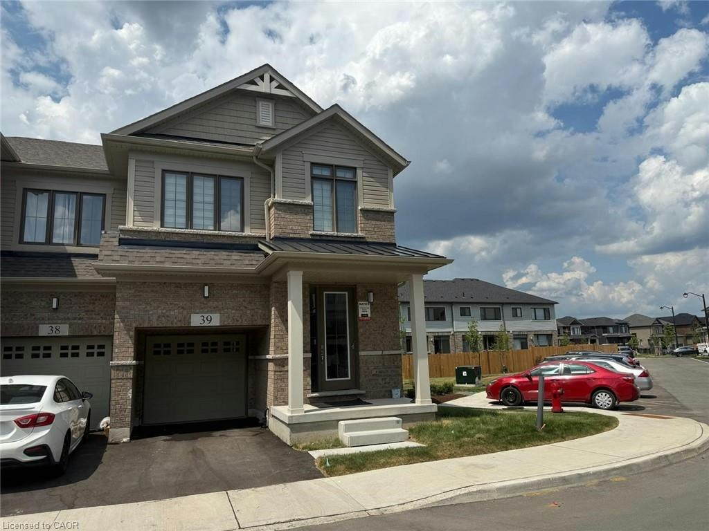 39-15 Blacklock Street, Cambridge, ON, N1S 0E2