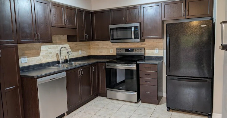 510 Banffshire Crescent, Kitchener, ON, N2R 1W7 - 4