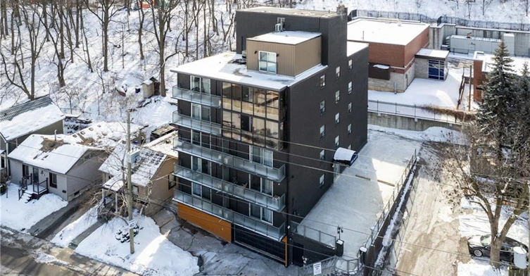 303-200 Charlton Avenue E, Hamilton, ON, L8N 1Z1 - 10