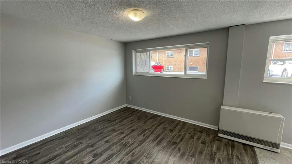 2-15 Empire Street, Welland, ON, L3B 2L3 - 2