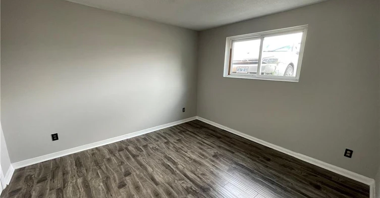2-15 Empire Street, Welland, ON, L3B 2L3 - 7