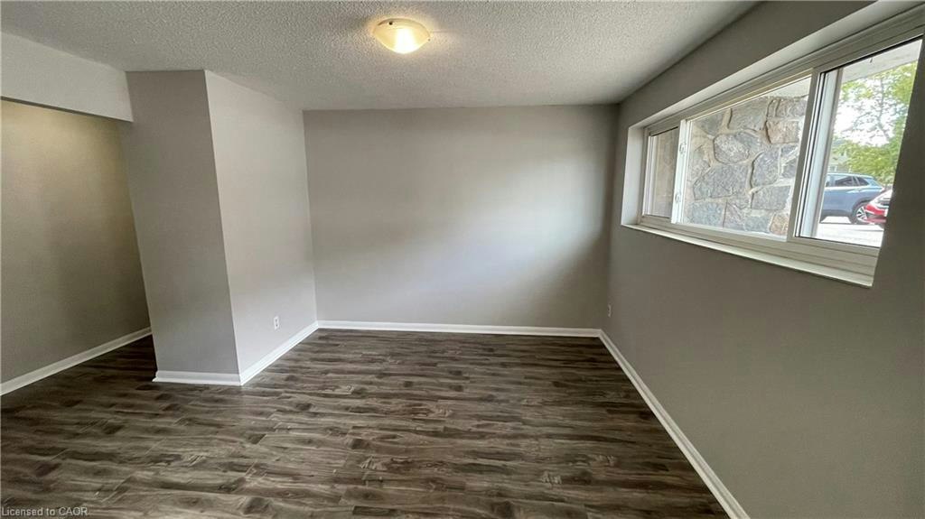 2-15 Empire Street, Welland, ON, L3B 2L3 - 3