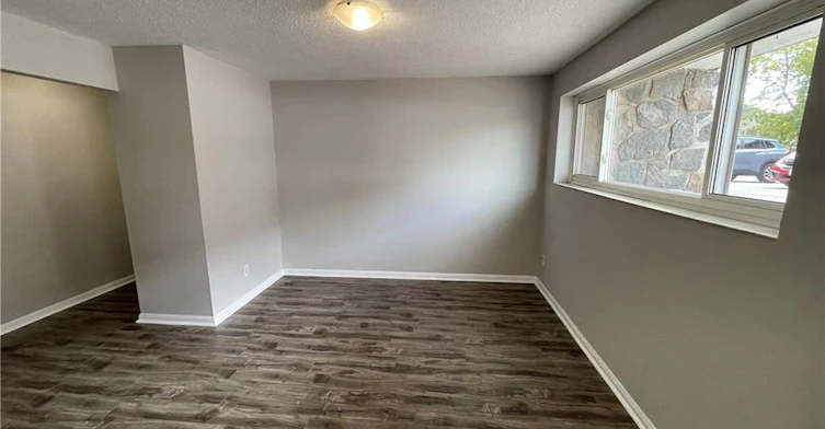 2-15 Empire Street, Welland, ON, L3B 2L3 - 3