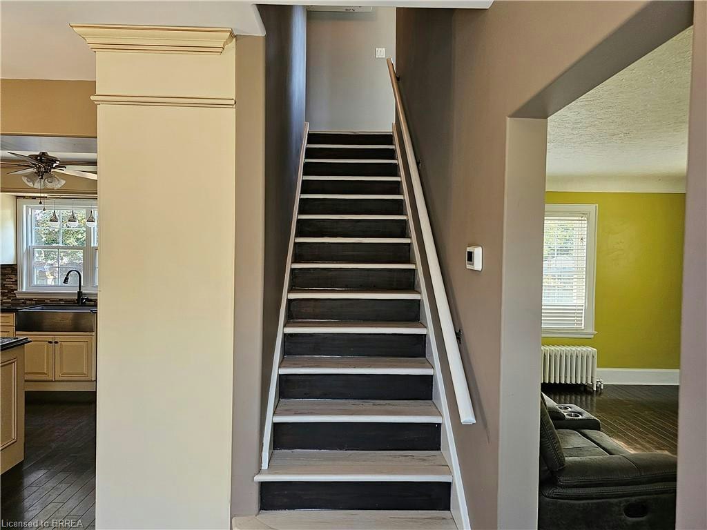326 Erie Avenue, Brantford, ON, N3S 2H8 - 7