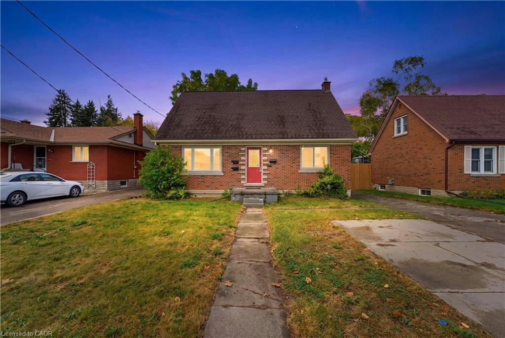 25 Meinzinger Avenue, Kitchener, ON, N2T 3T3