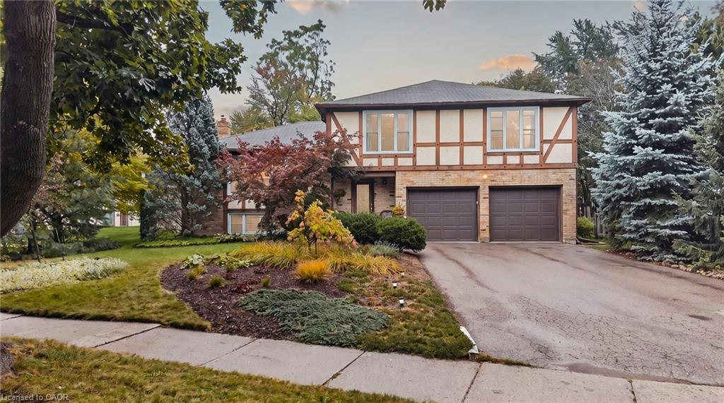 325 Coleridge Drive, Waterloo, ON, N2L 2V5