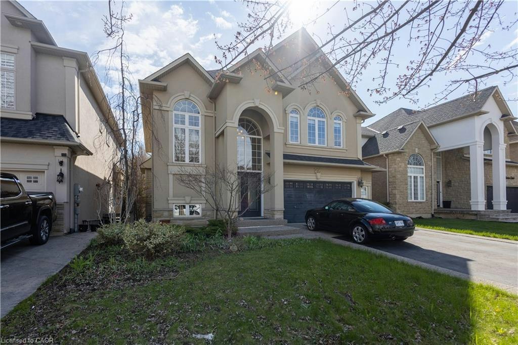 216 Diiorio Circle, Hamilton, ON, L9K 1T1