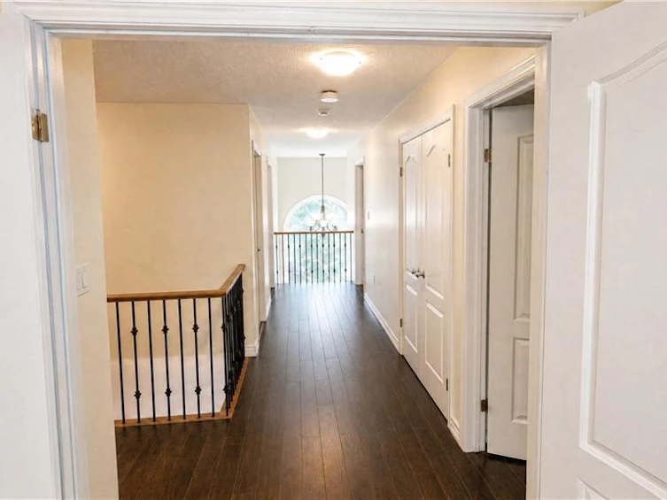 349 Braithwaite Avenue, Hamilton, ON, L9G 5A7 - 8
