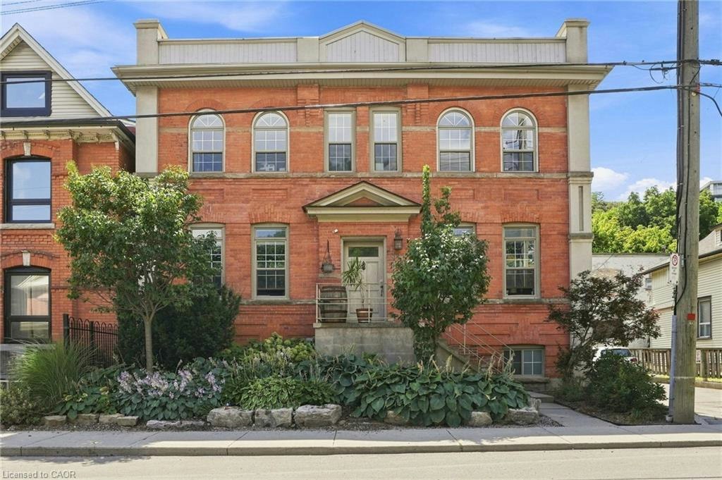 202-54 Alanson Street - 2