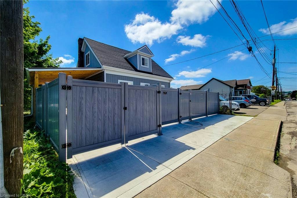 78 Hillyard Street, Hamilton, ON, L8L 6B4