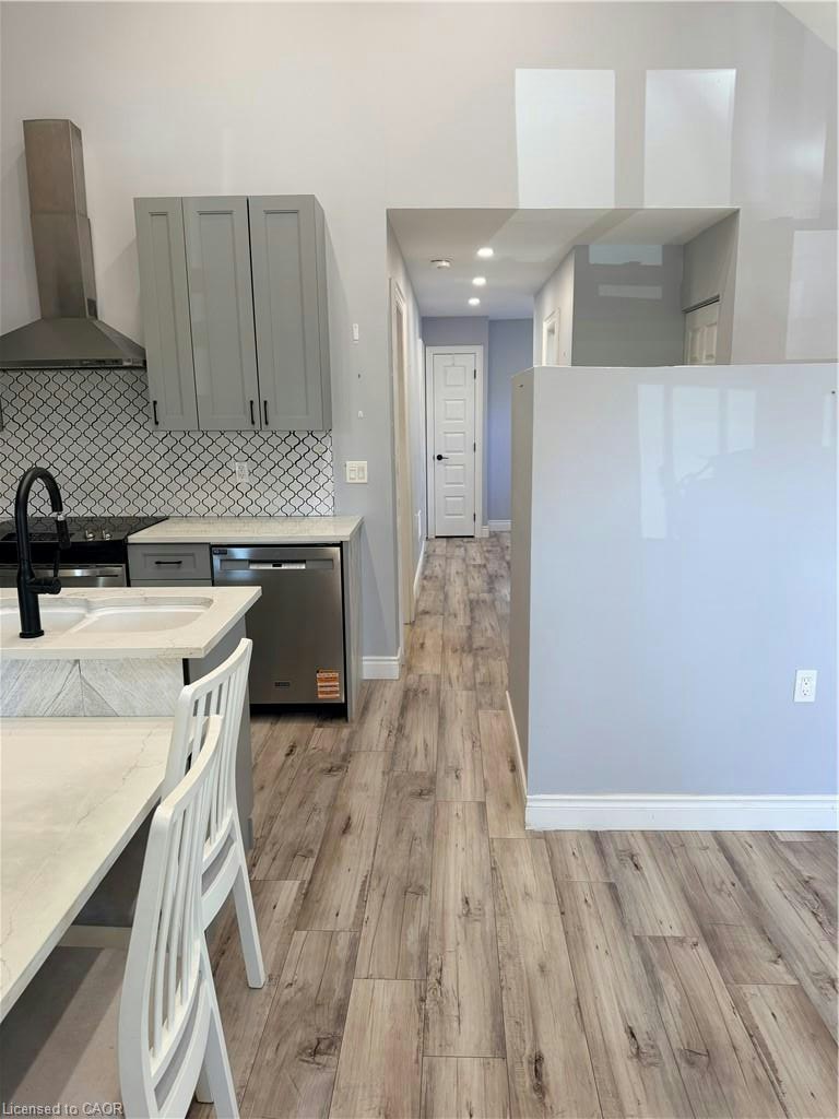 Upper-411 Paling Avenue, Hamilton, ON, L8H 5K3 - 3