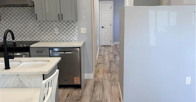 Upper-411 Paling Avenue, Hamilton, ON, L8H 5K3 - 3