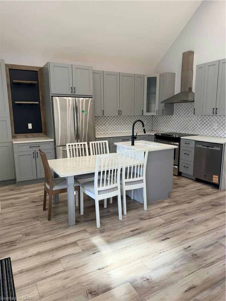 Upper-411 Paling Avenue, Hamilton, ON, L8H 5K3 - 2