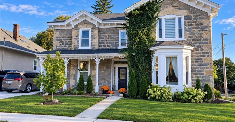Upper Apt #3-59 Bruce Street, Cambridge, ON, N1R 2E5