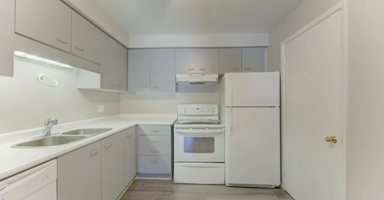 505-565 Greenfield Avenue, Kitchener, ON, N2C 2P4 - 10