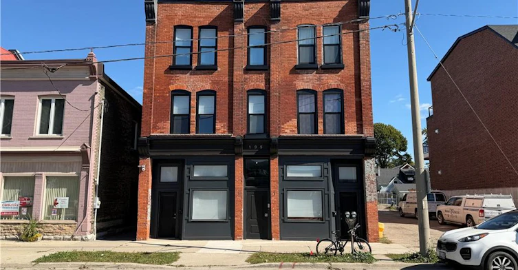 14-195 Waterloo Street, Stratford, ON, N5A 4B6