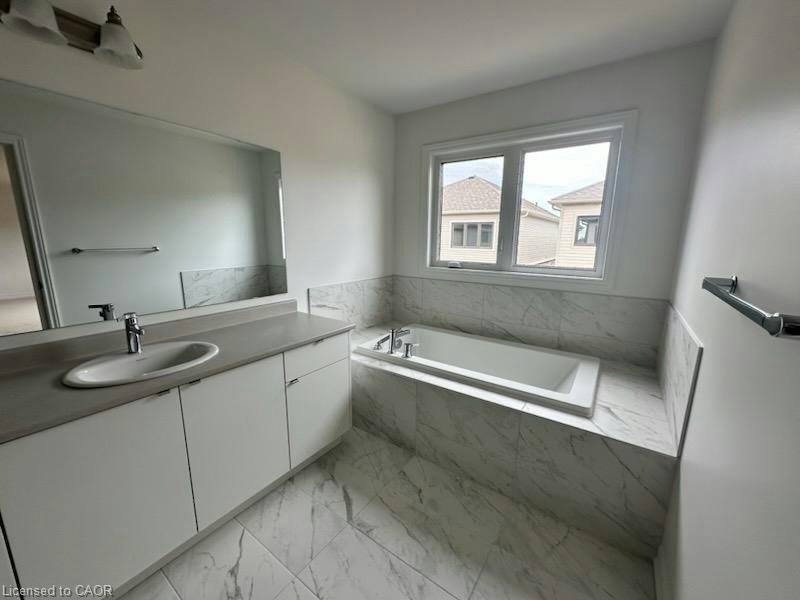 39 Phoenix Boulevard, Barrie, ON, L9J 0P6 - 16