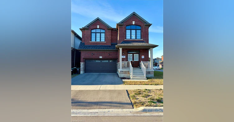 39 Phoenix Boulevard, Barrie, ON, L9J 0P6