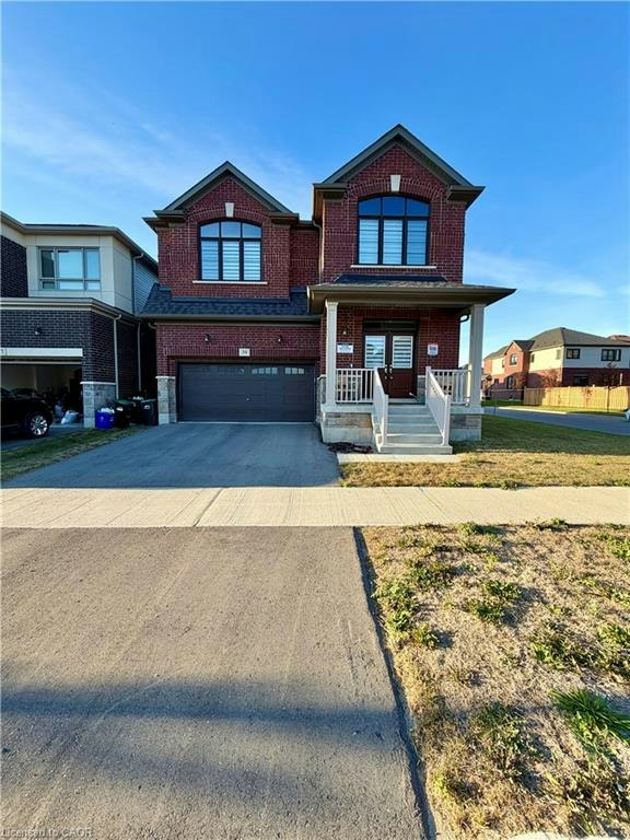 39 Phoenix Boulevard, Barrie, ON, L9J 0P6 - 2