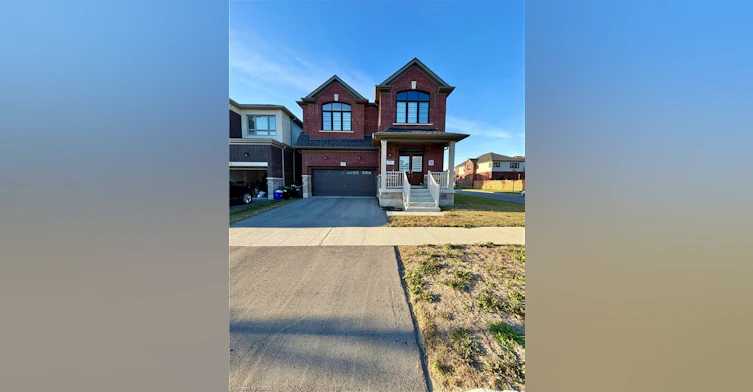 39 Phoenix Boulevard, Barrie, ON, L9J 0P6 - 2
