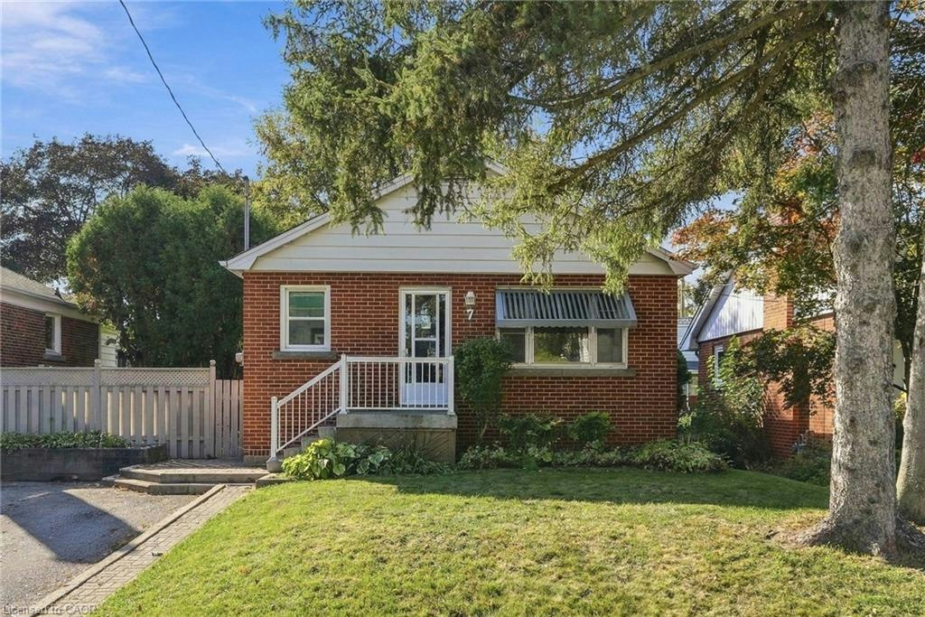 7 Sheldon Street, Hamilton, ON, L9H 4P3