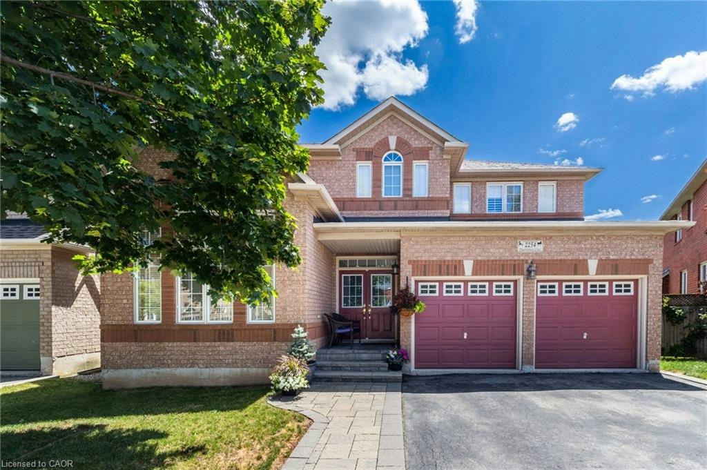 2254 Dunforest Crescent, Oakville, ON, L6M 4X3