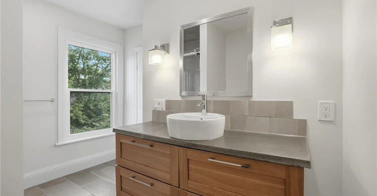60 Stirton Street, Hamilton, ON, L8L 6E8 - 28