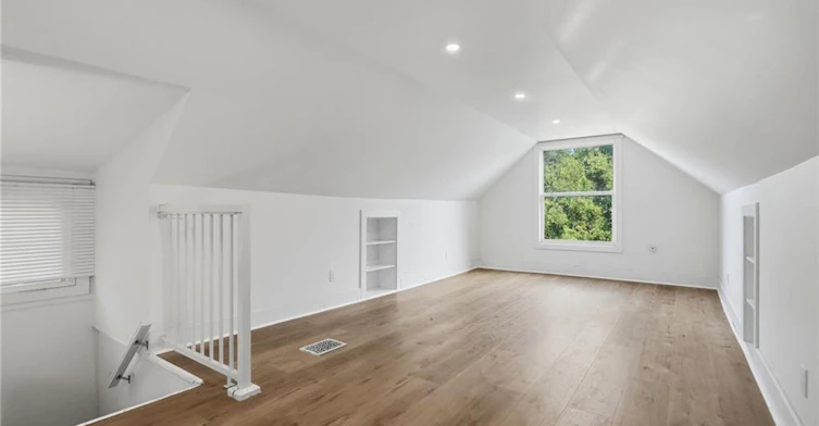 60 Stirton Street, Hamilton, ON, L8L 6E8 - 31
