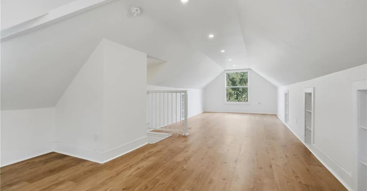 60 Stirton Street, Hamilton, ON, L8L 6E8 - 32