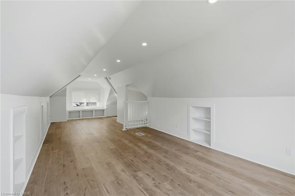 60 Stirton Street, Hamilton, ON, L8L 6E8 - 33