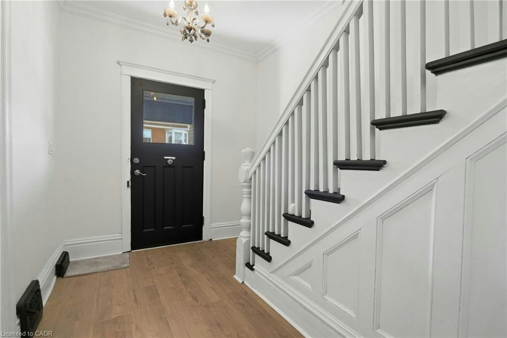 60 Stirton Street, Hamilton, ON, L8L 6E8 - 2