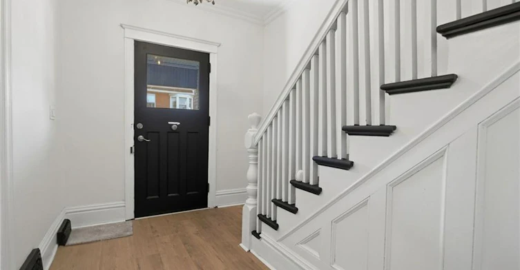 60 Stirton Street, Hamilton, ON, L8L 6E8 - 2