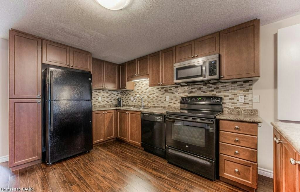 F-240 Rachel Crescent, Kitchener, ON, N2R 0E1 - 13