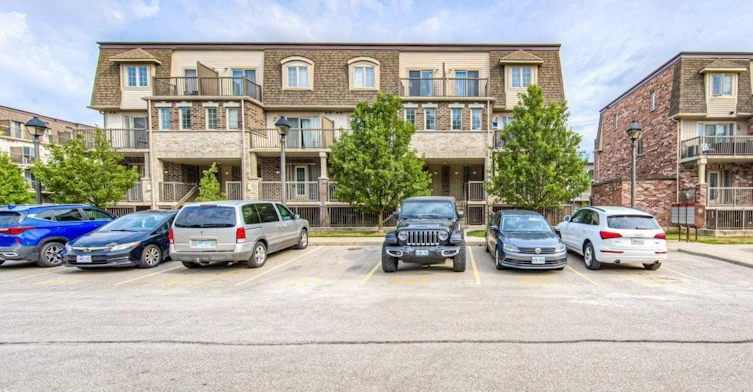 F-240 Rachel Crescent, Kitchener, ON, N2R 0E1 - 2