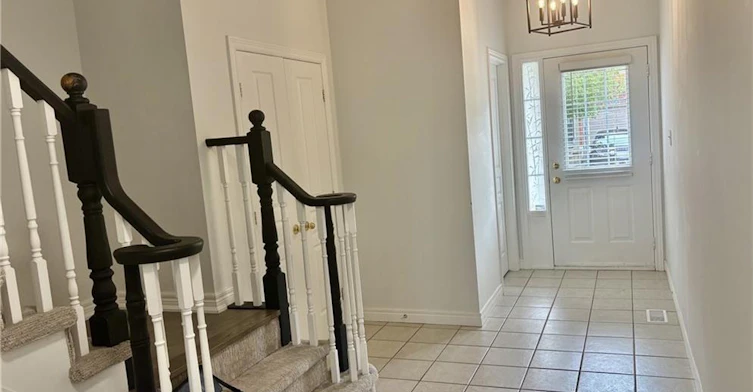 5325 Applegarth Drive, Burlington, ON, L7L 6V3 - 3
